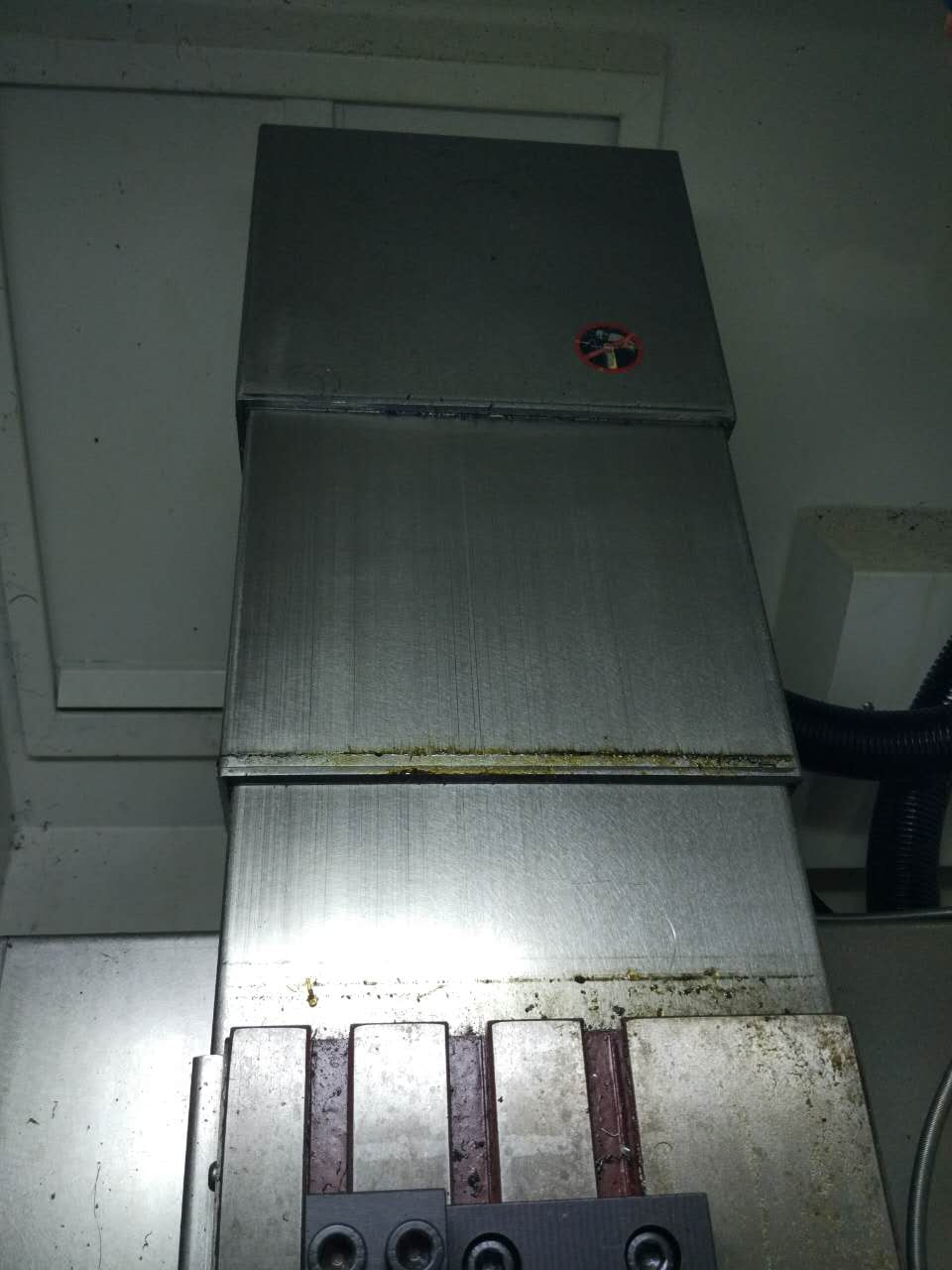 冷卻泵采用臺(tái)灣進(jìn)口的大排量冷卻泵